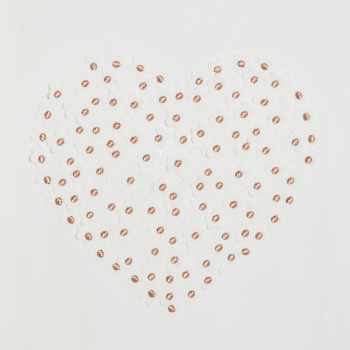 تيشيرت بأكمام فراشة ورسمة قلب، باللون الأبيض للفتيات